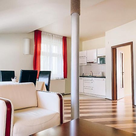 Riverside Apartments Thalia Карловы Вары Экстерьер фото